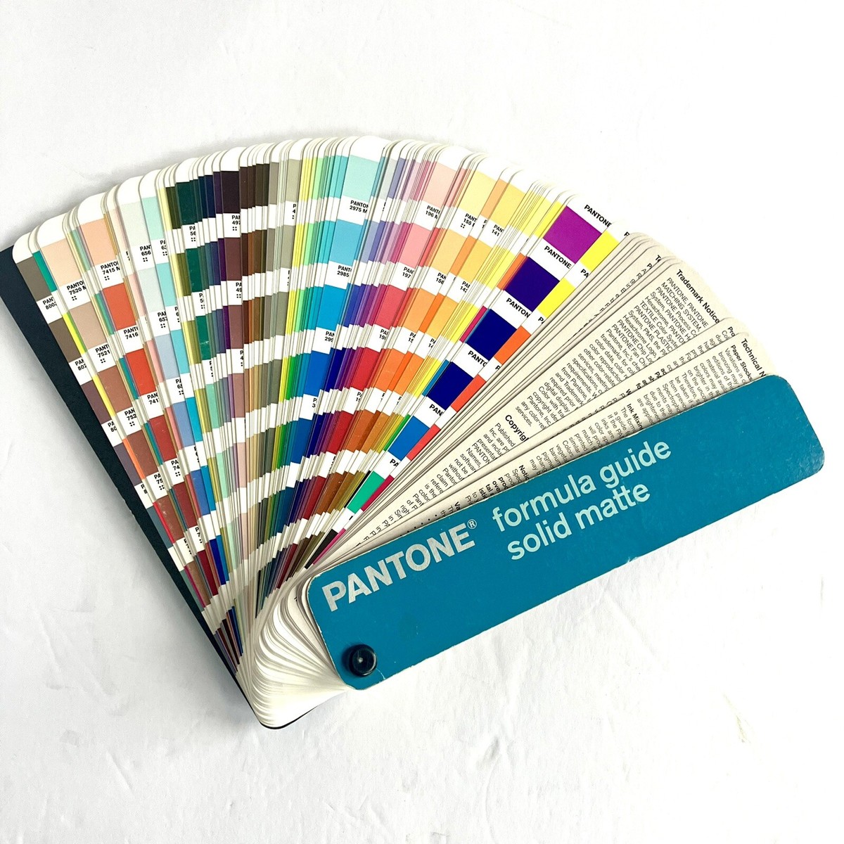 PANTONE Color Formula Guide Solid Matte 2000 | eBay PANTONE Color Formula Guide Solid Matte 2000 | eBay