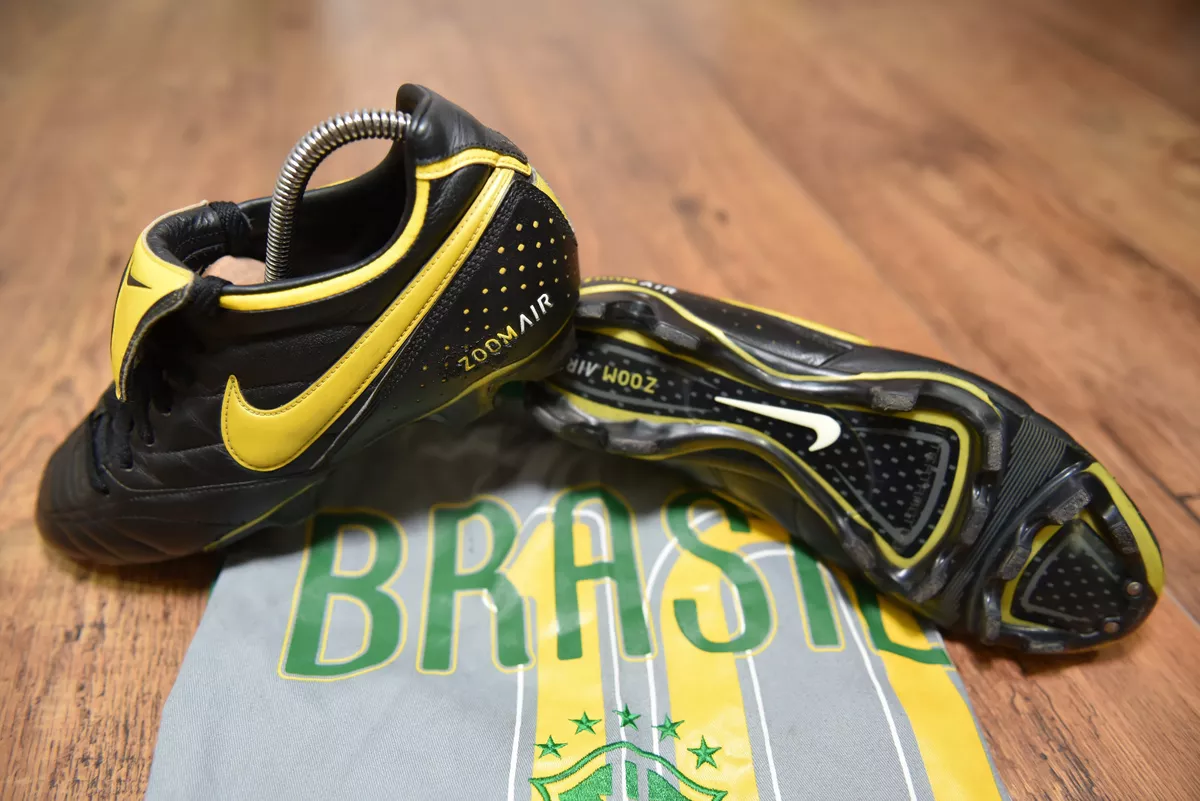 Ronaldinho football shoes new arrivals