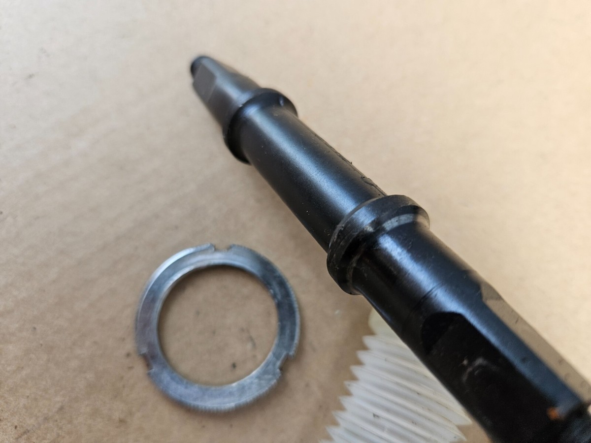 ベース kumpa Complete Vintage KSK Cup and Cone Bottom Bracket 68mm Shell