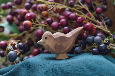 Ostheimer Spatz mit Brandstempel aus dem Jahr 1986, Sperling für den Vogelbaum