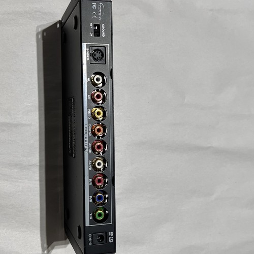 CALRAD 40-934M 1x5 Universal Amplifier With Cord - Picture 5 of 8