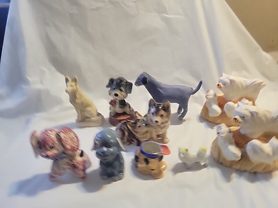 VINTAGE LOT Samoyed Dog FIGURINES Blue Pottery Bonzo Enesco Papier Mache Salt +