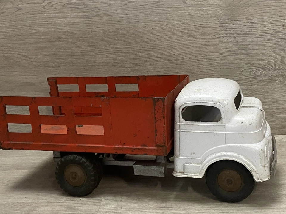 Camión de acero Structo rojo y blanco 1950 Freeport Motor Express Press Foto 2 de 4