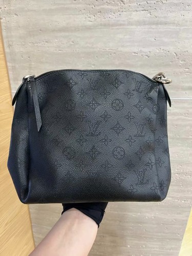 Louis Vuitton Babylone Chain BB Mahina Leather Black Shoulder Bag SHW