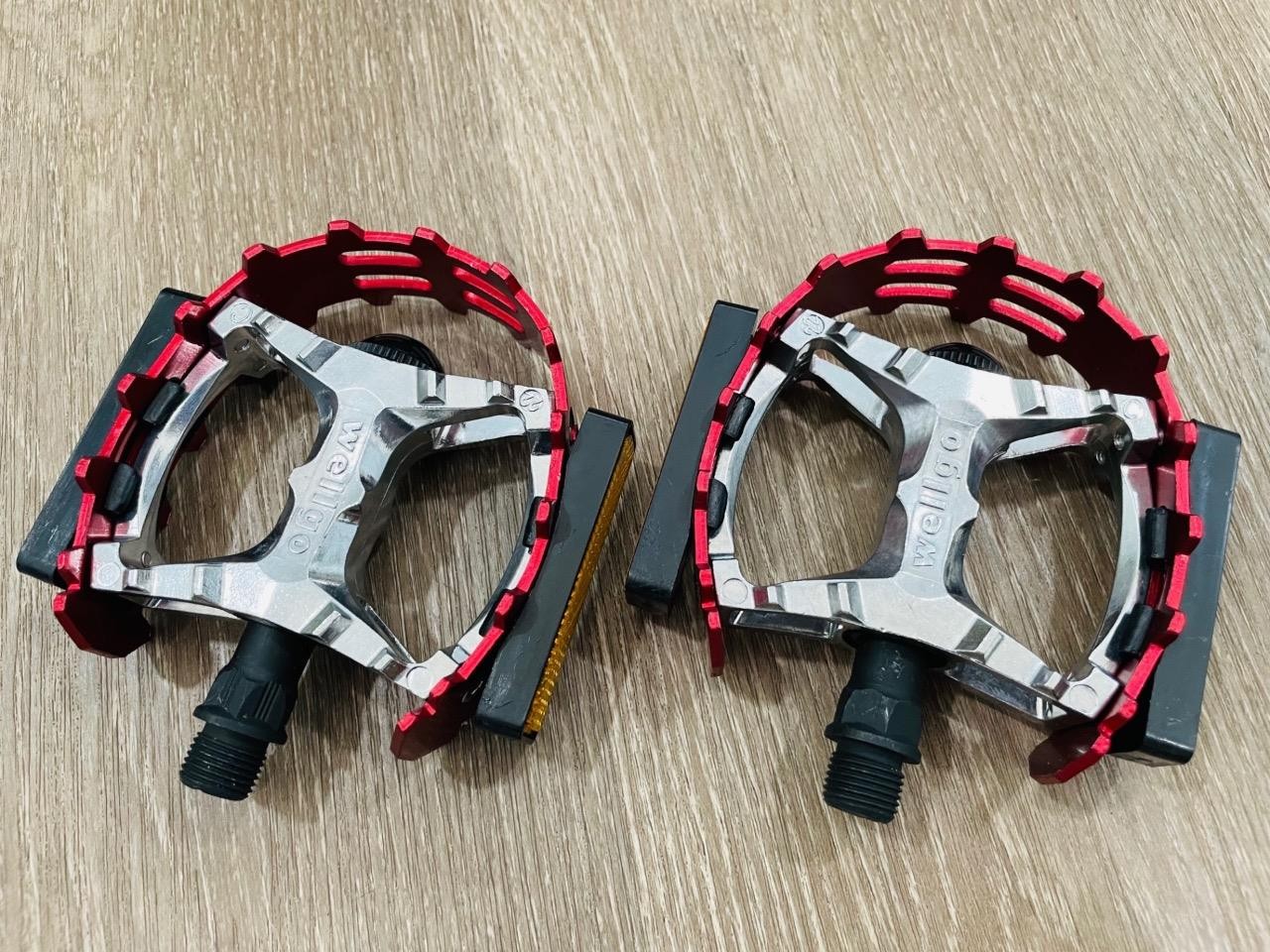 BMX BEAR CAGE TRAP Pedals 1/2" *for 1-piece Cranks GT Old School Style *RED