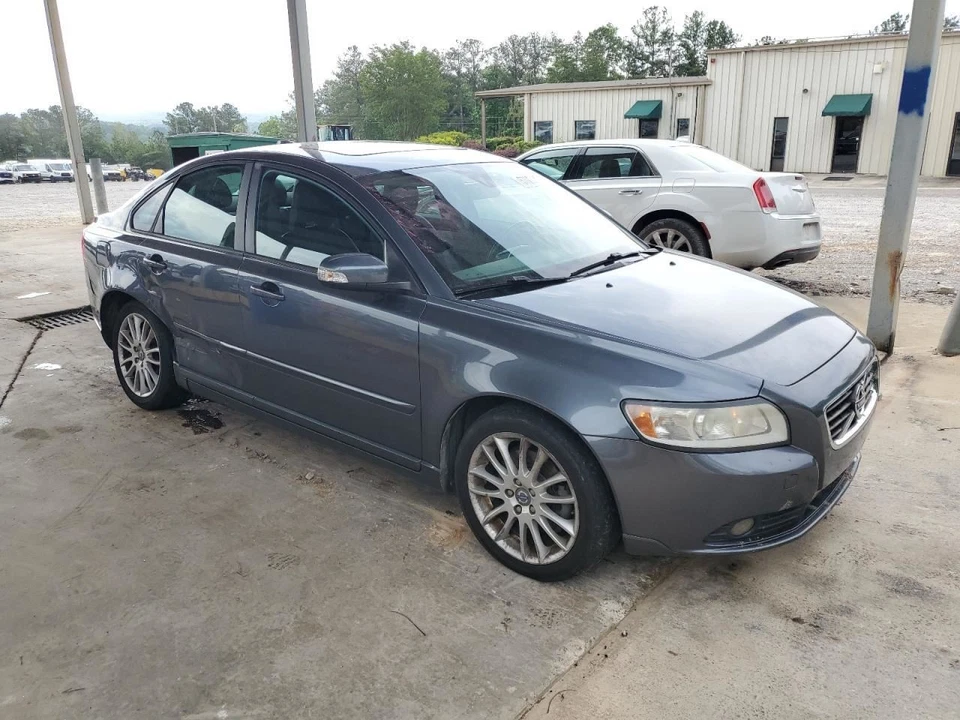 (LOCAL PICKUP ONLY) Hood C70 Fits 06-13 VOLVO 70 SERIES 2551137 - Изображение 4 из 4