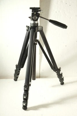 modernes retro Stativ Velbon Modell AEF-30 mit Stativneiger - Bild 1 von 4