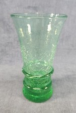 Vintage Mid Century Modern Emerald Green Crackle Glass Ribbed Vase 1950s u-11C