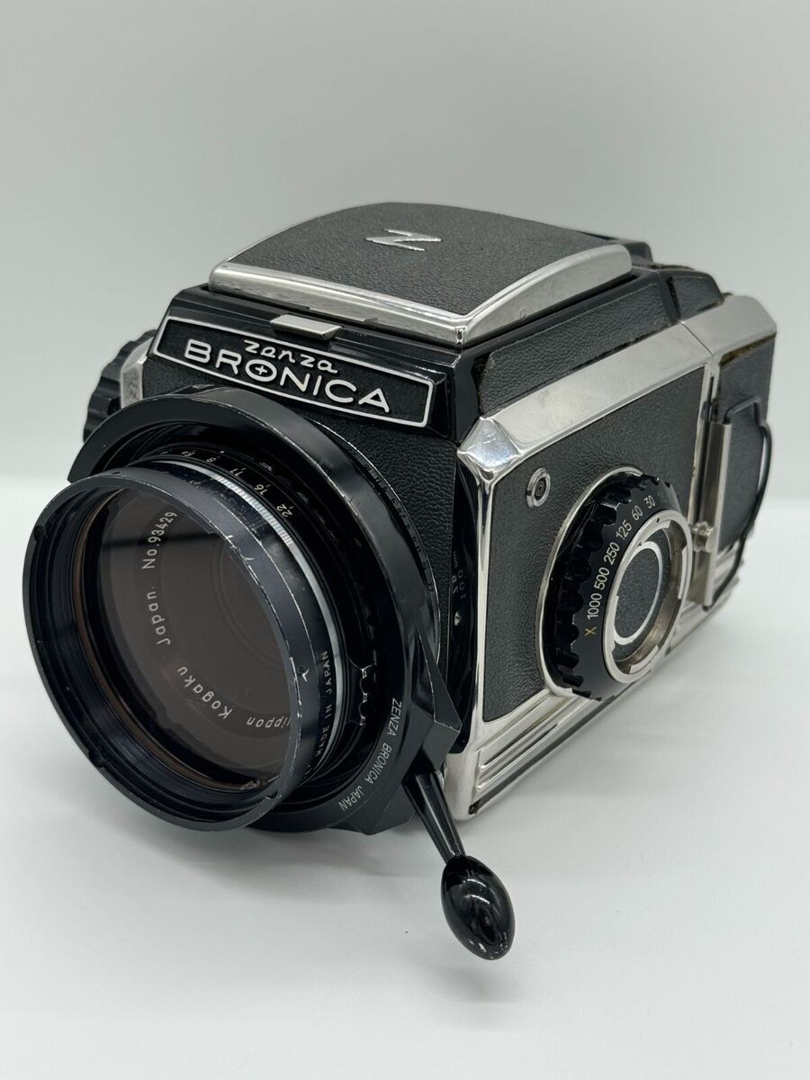 NEAR MINT* ZENZA BRONICA S2 Late Model Black+ Nikkor P 75mm NEAR MINT* ZENZA BRONICA S2 Late Model Black+ Nikkor P 75mm