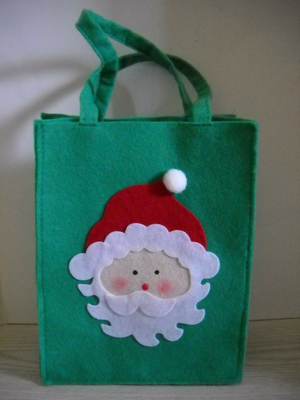 SOFT FELT CHRISTMAS GIFT BOTTLE PURSE BAGS SET OF 3 GREEN AND RED, HANDLES