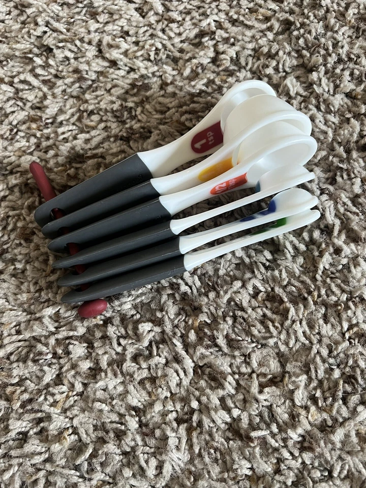 GoodCook Brand Plastic Measuring Spoons 6 Piece Set Great Used Teaspoons Table - Image 4 of 4