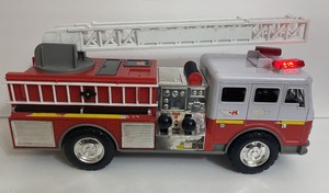 Tonka 2011 Hasbro Fire Rescue Truck # 168 Lights Sounds Ladder Funrise