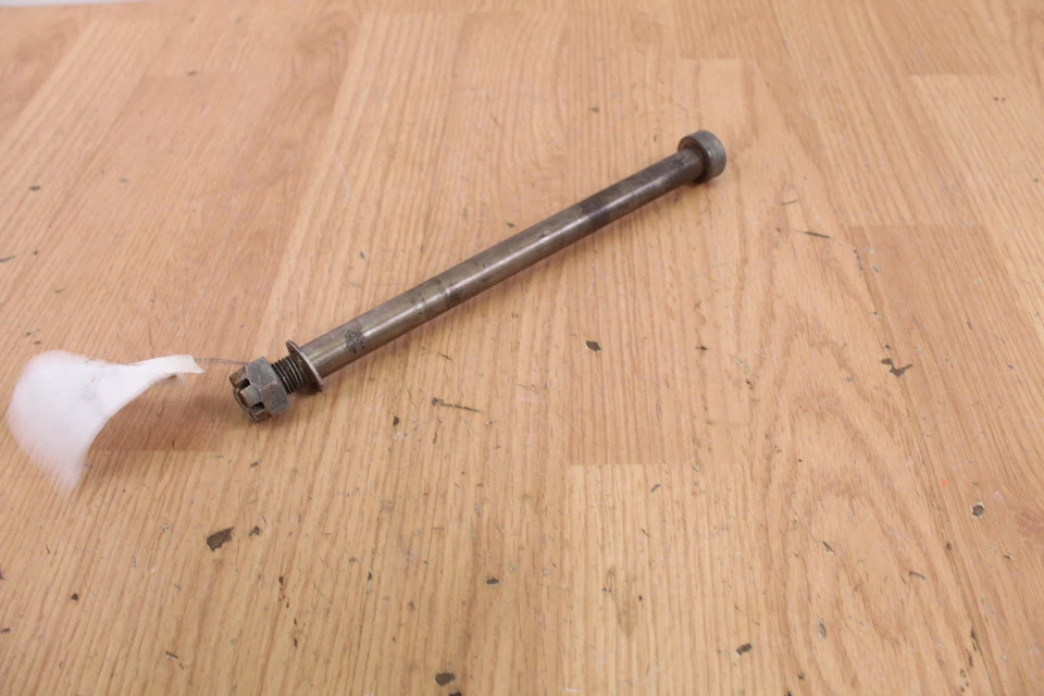 Передняя ось 1980 YAMAHA TT 250 - Изображение 4 из 4