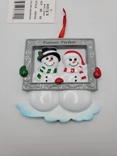 Picture Perfect Snowman Ornament by PolarX; Snowcouple
