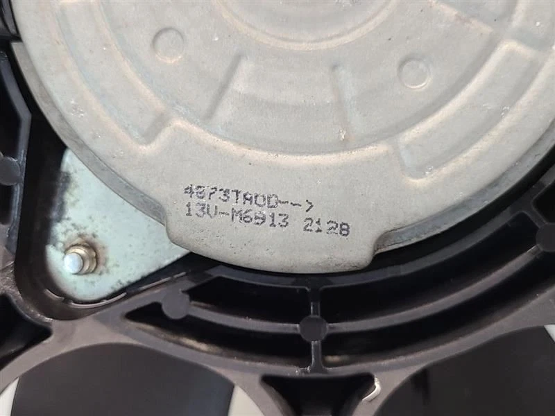 Nissan Altima 2016-2018 ventilador radiador motor ventilador conjunto sedán 4 cilindros 2,5 L Foto 4 de 4