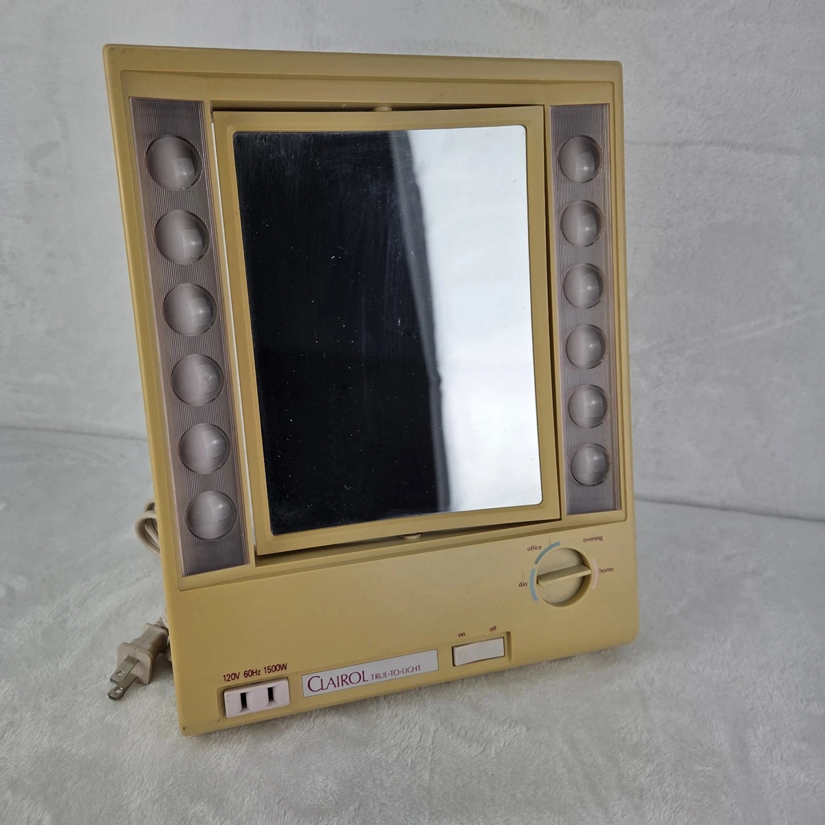 Vintage Clairol True-To-Light VII LM-7 Lighted Makeup Mirror 4 Settings Working!