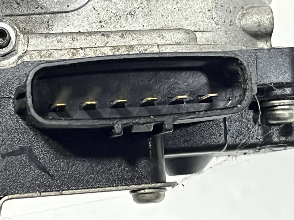 Cuerpo del acelerador Mitsubishi Eclipse 2007 2,4 L MN135985 Foto 3 de 3