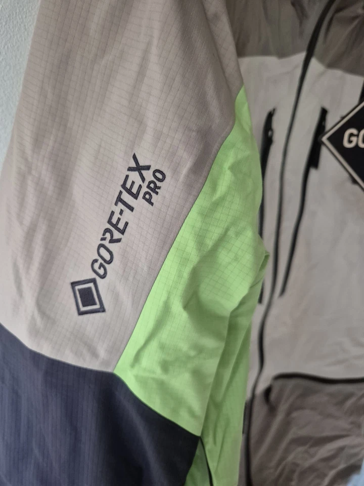 Peak Performance Herren Shell Jacke Vertical Gore-Tex Pro Größe Small UVP 720£ - Bild 3 von 4