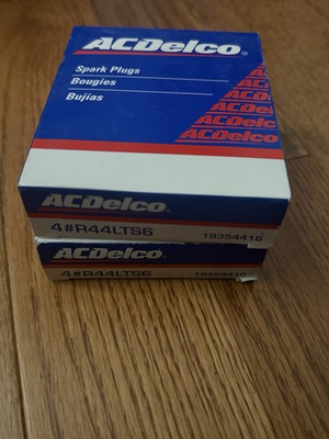 #ad 8 New AC DELCO Spark Plugs R44LTS6 $28.99
