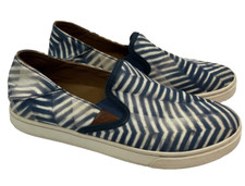 OluKai Pehuea Pa'i Slip-On Shoes Women's Size US 7.5 EU 37.5 White Blue Canvas
