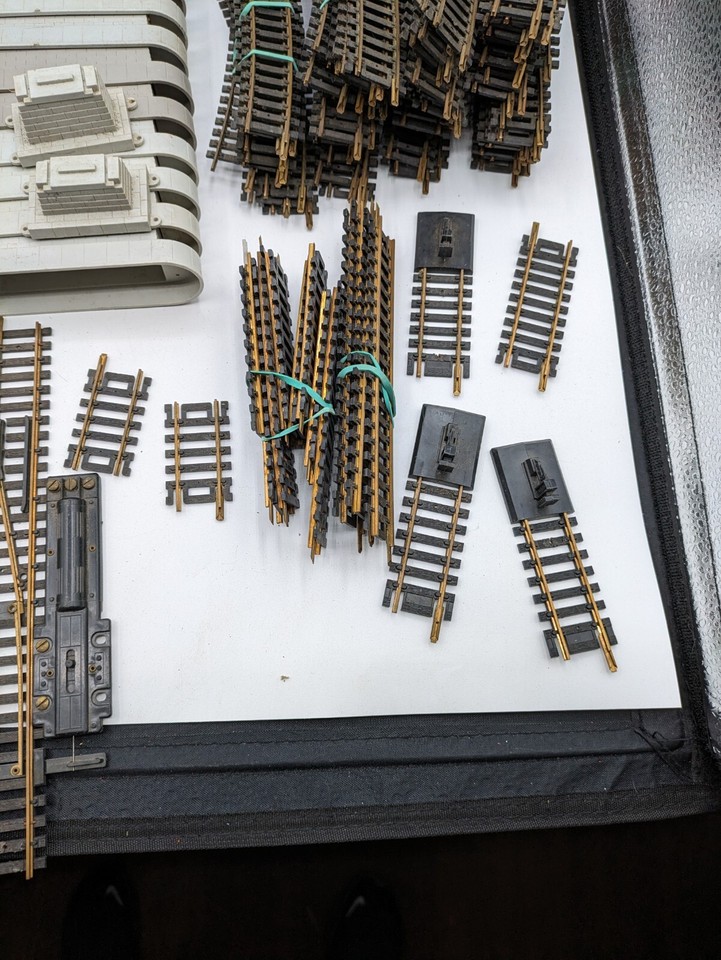 HO Scale Tracks Large Lot eBay