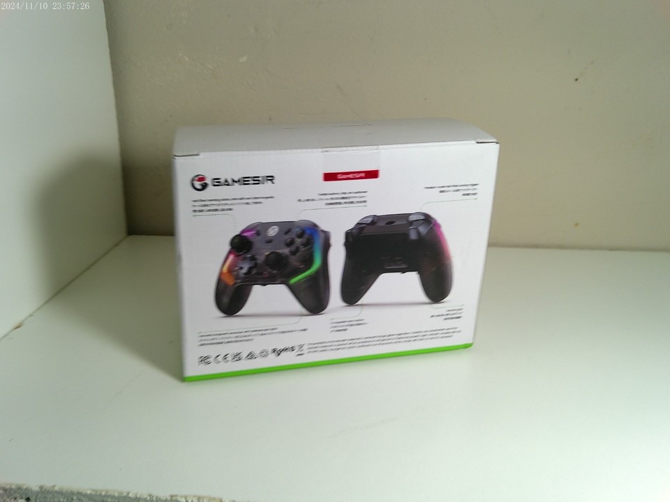 GameSir Kaleid Transparent Wired Gaming Controller voor Xbox Series X|S, Xbox One & Windows 10/11, plug-and-play gaming-gamepad met hall effect joysticks & triggers, 3,5 mm audio-aansluiting