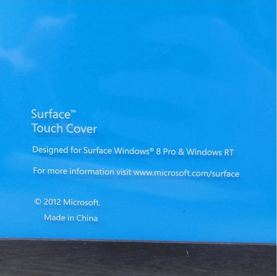Microsoft Surface Touch Cover Keyboard Cyan Blue Model 1515 D5S-00004 - Image 4 of 4