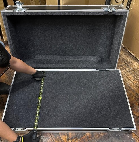 Roadie Custom Flight Case - Audio Board Flight Case - Picture 7 of 11