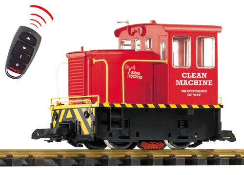 PIKO G-Scale ~ New 2026 ~ Red Clean Machine ~ Track Cleaning