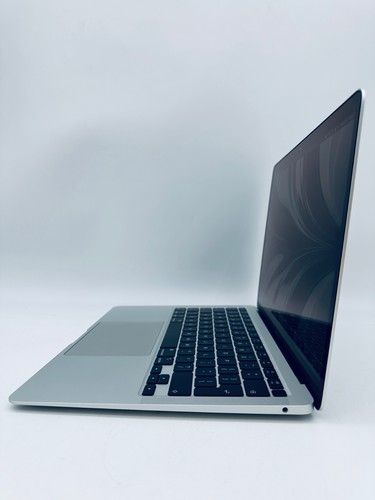 13-Inch Apple MacBook Air M1 8-Core CPU 7-Core GPU 8GB Ram 256GB SSD In Silver - Afbeelding 6 van 23