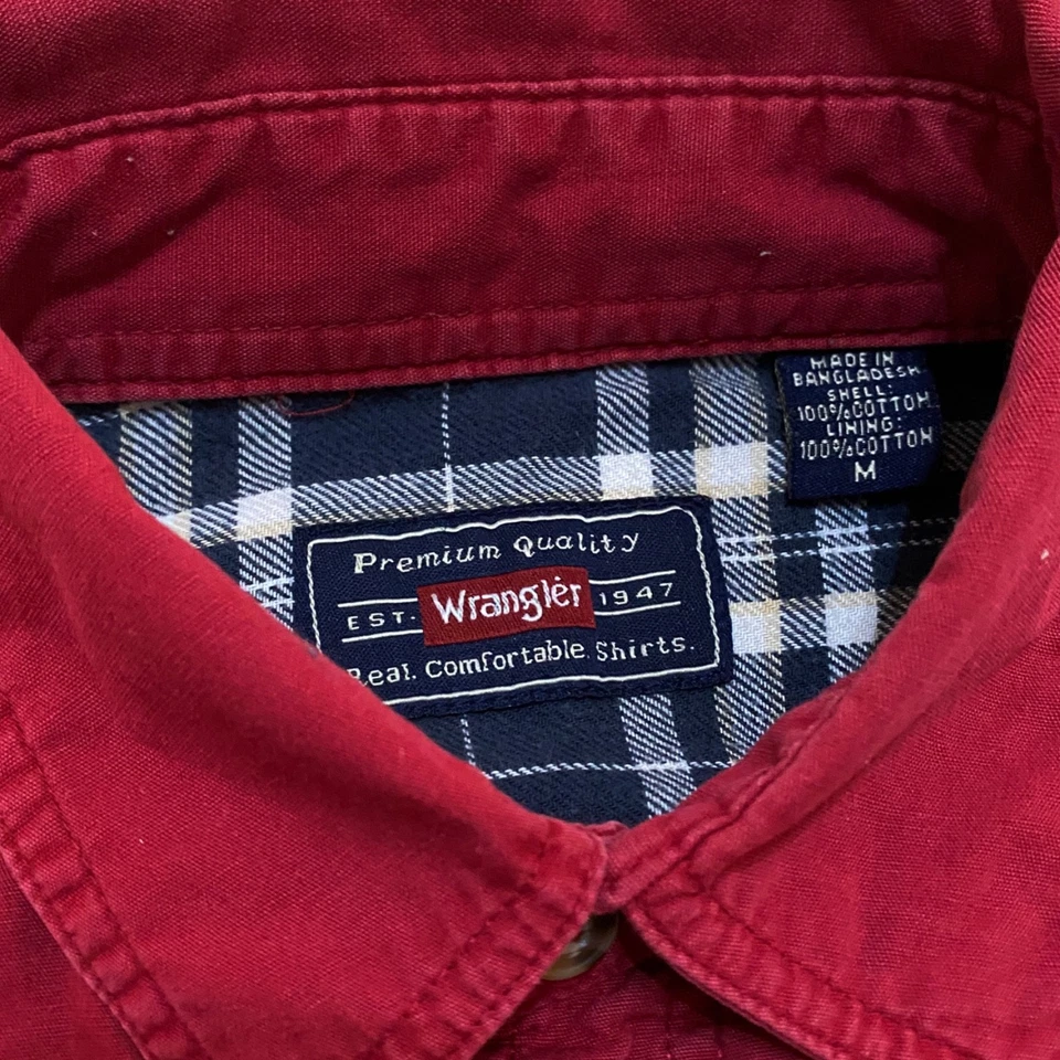 Vintage WRANGLER Shirt Mens Size M Red Flannel Blanket Lined With Pockets - Image 4 of 4