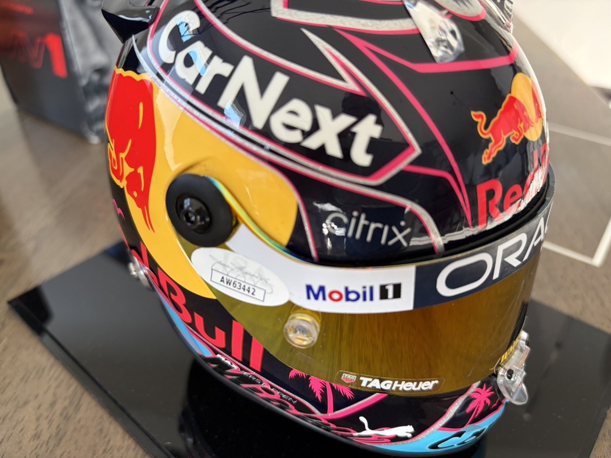 Max Verstappen 2022 Miami Grand Prix 1:2 Scale Helmet Red Bull