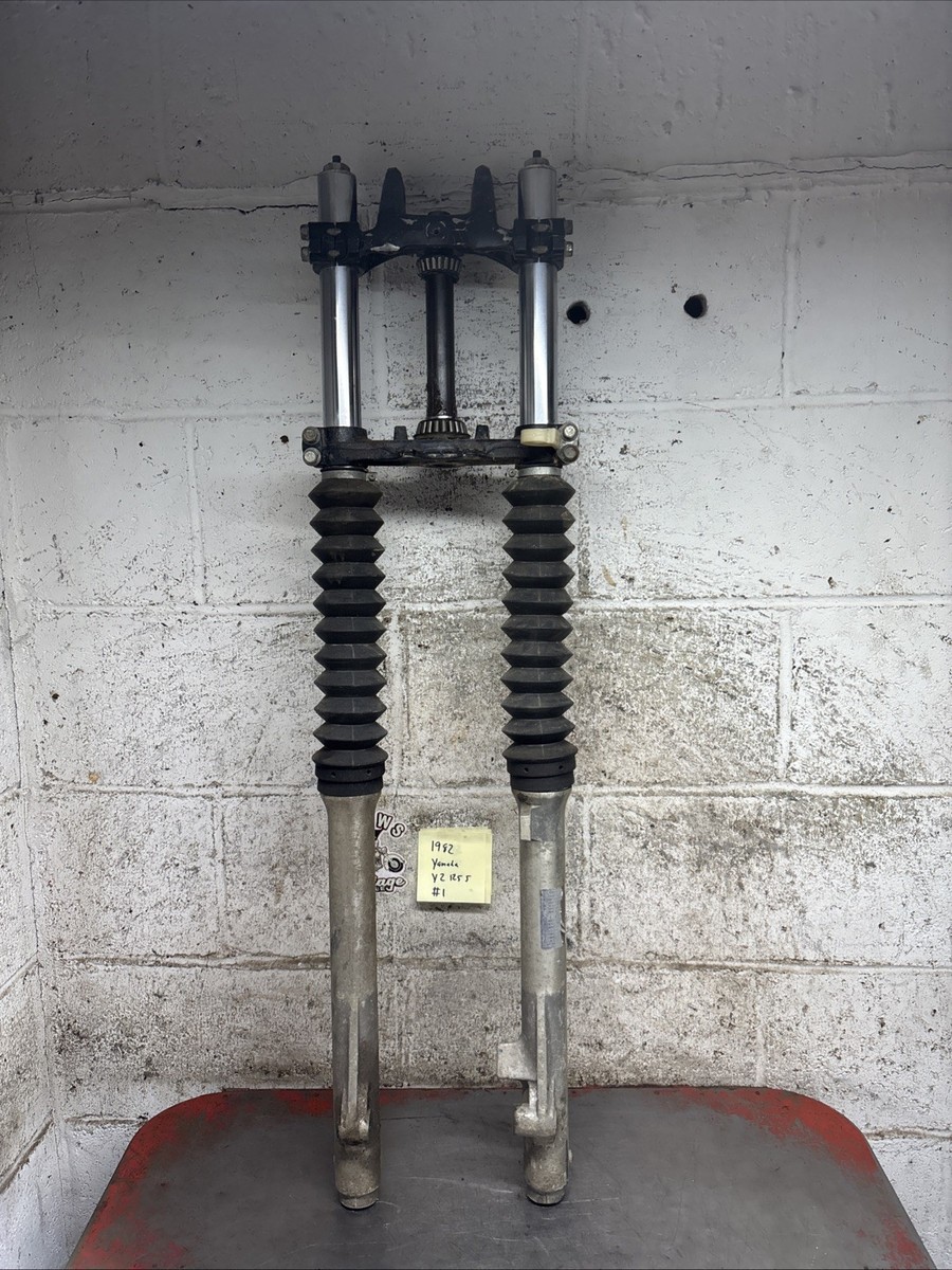 1982 Yamaha Yz125j Yz 125 J Moto Cross Front End Forks Triple Tree