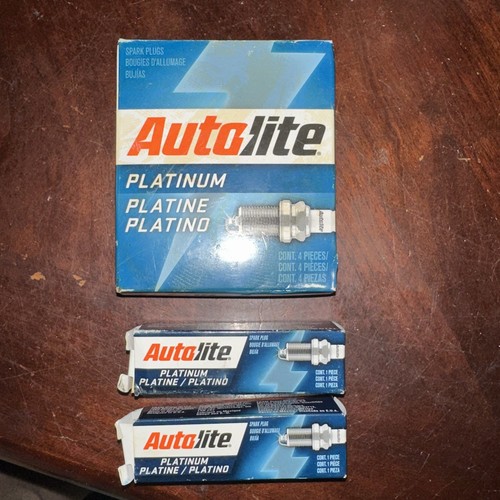 6 Autolite Platinum AP3923 Automotive Replacement Spark Plugs (4 Pack + 2 Extra) - Picture 1 of 5