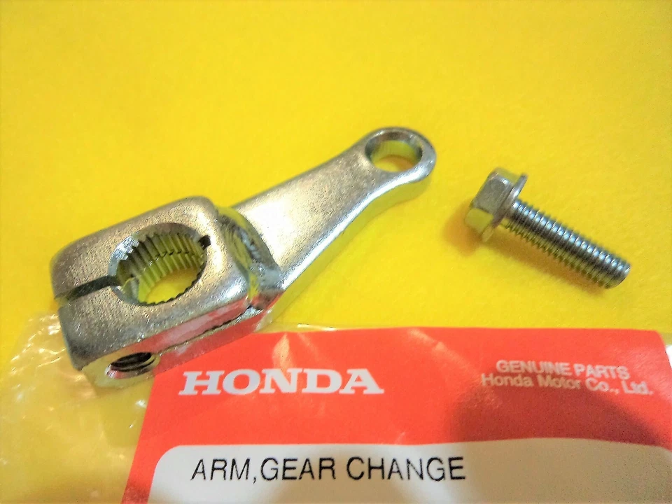 HONDA CBR125 R GEAR LEVER ARM & BOLT 2011 - 2020 ** GENUINE & UK STOCK ** - Image 2 of 4