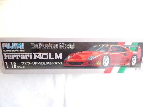 Kit/Kit Ferrari F40 LM - 1:16 - Fujimi 10116 Rosso - IMBALLO ORIGINALE - Foto 4 di 8