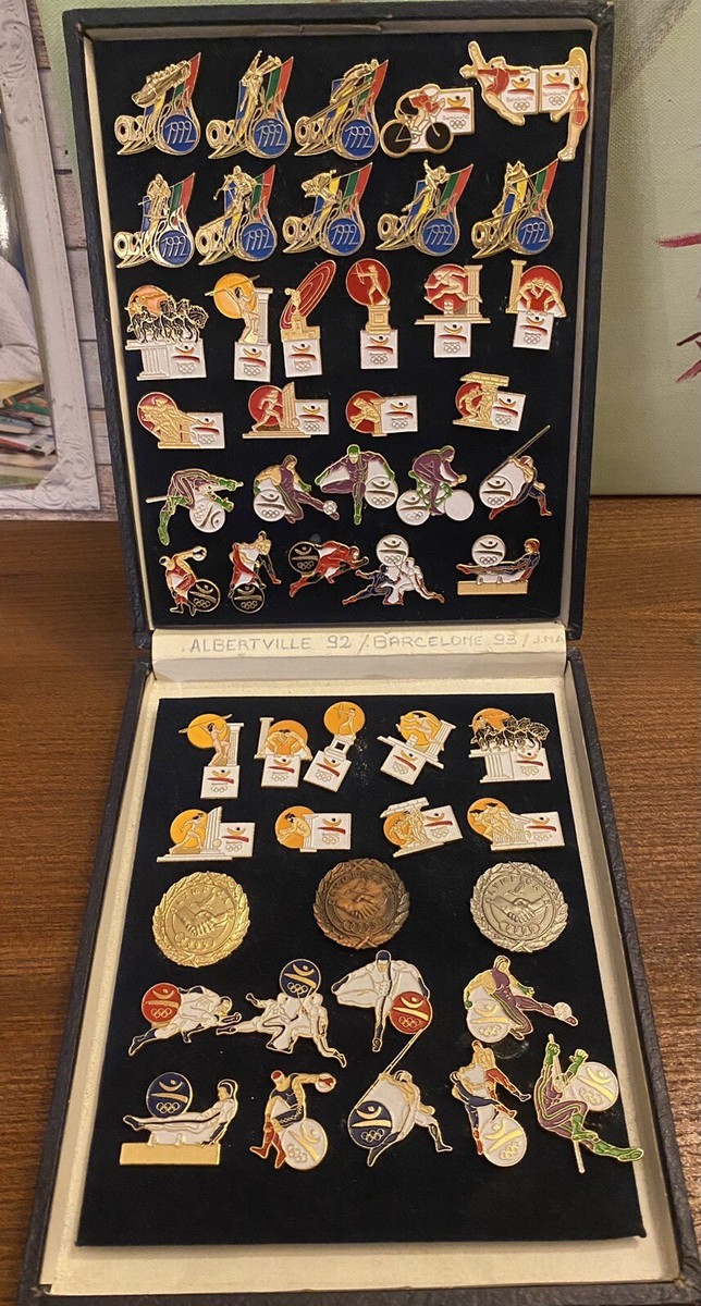 Pin's Rare Olympique - Jeux Albertville 92 - Presse Radio TV SFP (Modèle ~17mm)