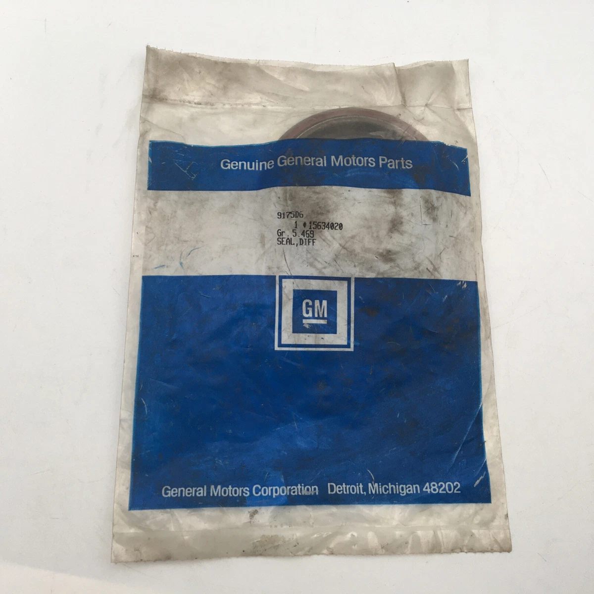 Genuine GM 15634020 Differential Pinion Seal 43504 - NOS *** | eBay