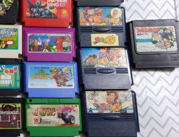 Nintendo NES famicom 30 Games Sold in bulk cartridge only Nintendo NES famicom 30 Games Sold in bulk cartridge only