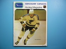 1970/71 VANCOUVER CANUCKS ST. LOUIS BLUES HOCKEY PROGRAM RED BERENSON GLENN HALL