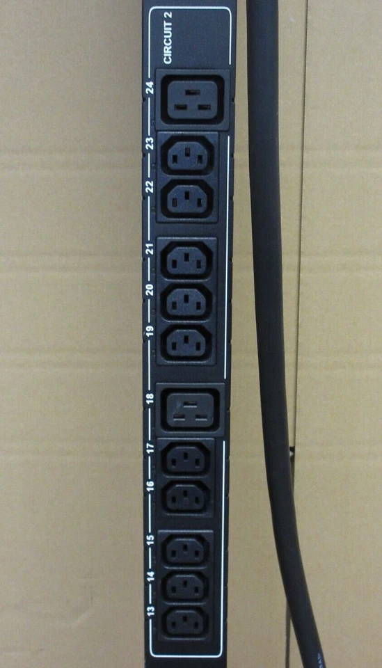 Raritan PX2-2493 1PH 230V 32A 24x C13 4x C19 Oulets 0U Rack Metered Switched PDU - Image 4 of 4