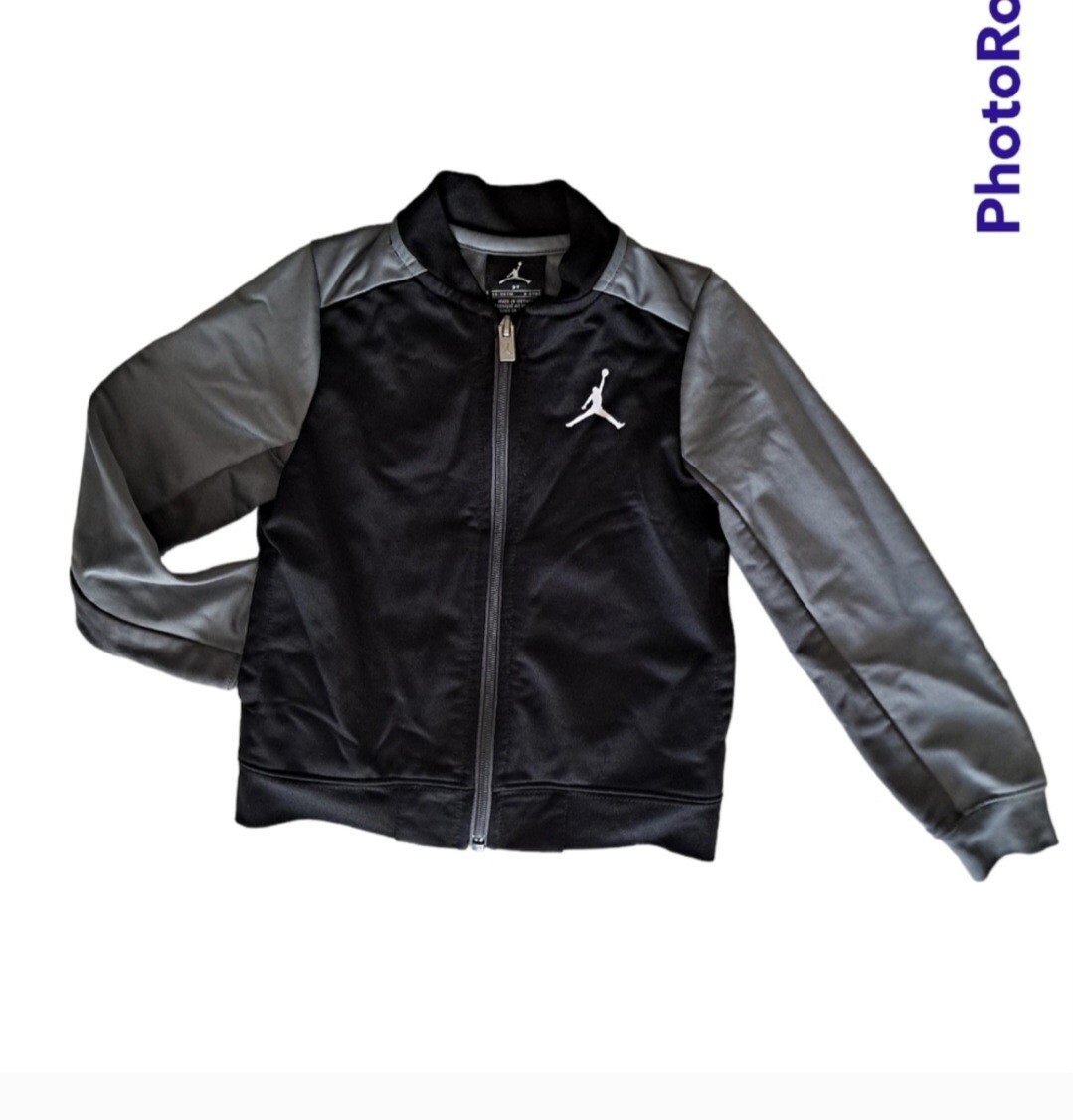 Jordan フード付きブラックジャケット Nike Air Jordan Boys Jacket 7 Black Colorblock 100%Polyester