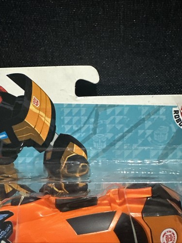 NEW UNOPENED TRANSFORMERS Autobot DRIFT Robots in Disguise NIB Card Style 1-Step - Picture 3 of 16