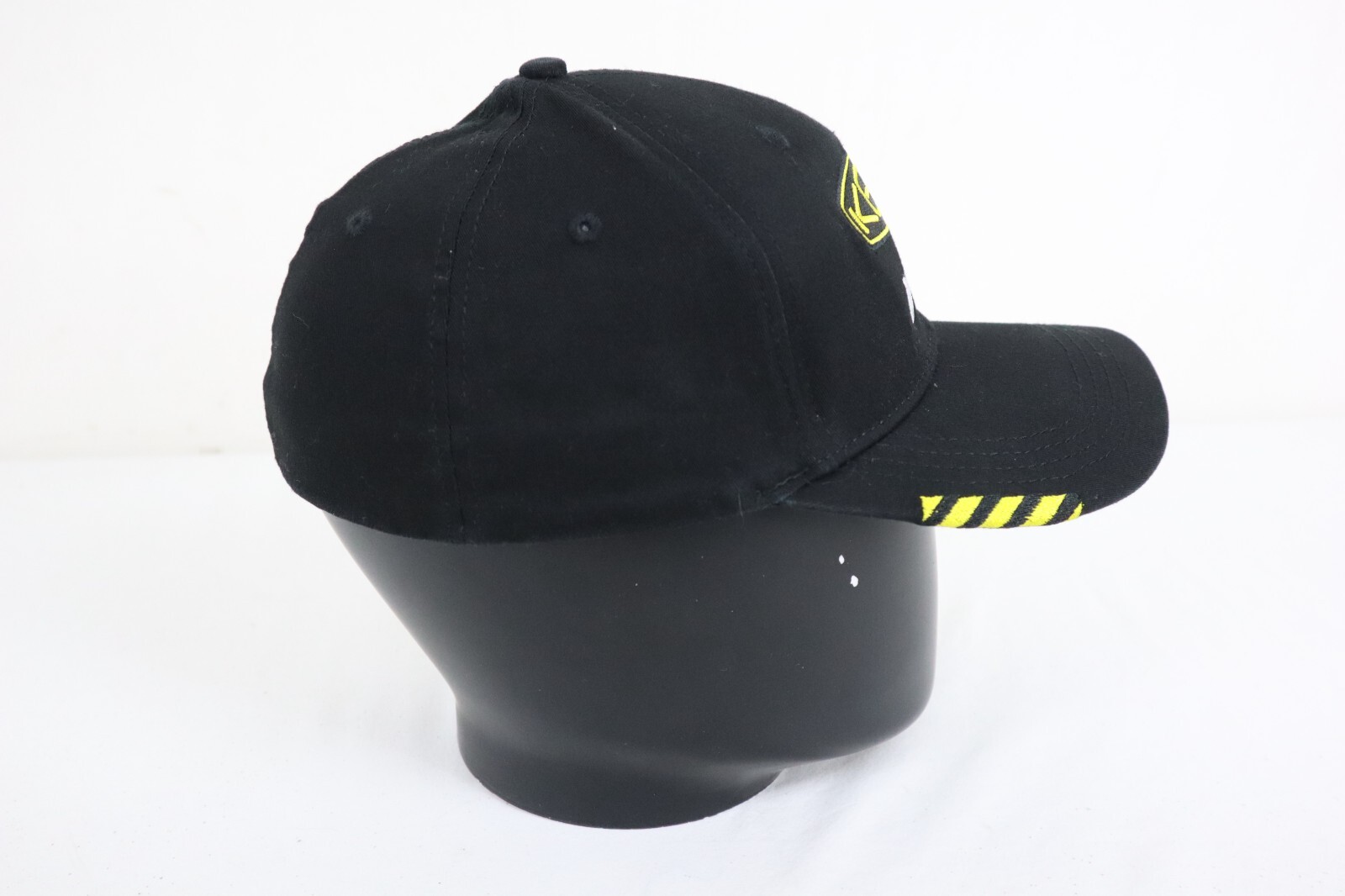 Cappello Vintage Keen Utility Nero e Giallo Logo Ricamato Flex Fit Taglia M L