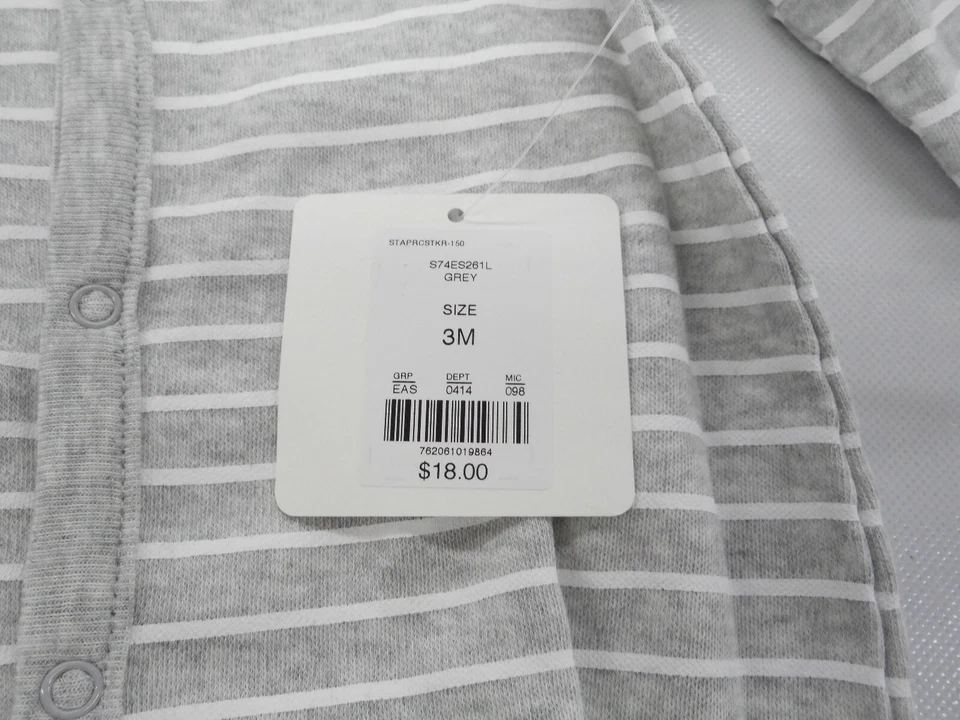 Conjunto de mono con patas y mi primer babero de Pascua para bebés niños a partir de $18 talla 3 meses Foto 4 de 4