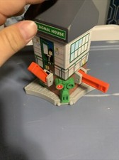 Thomas Wooden Railway Maron Signal House Lights  Sounds GUC works