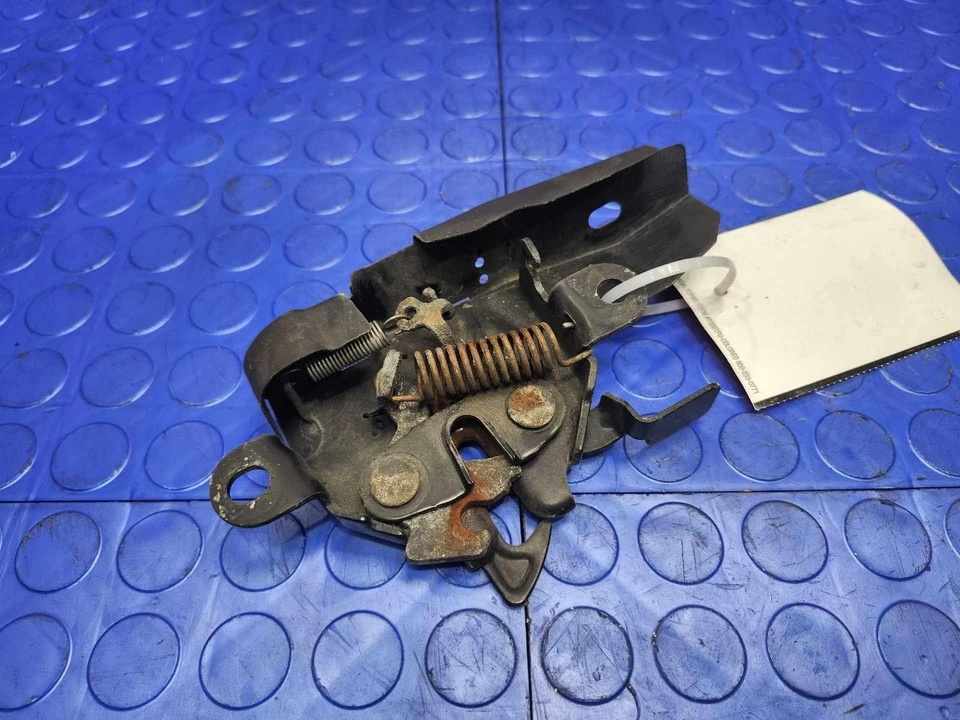 2008-2011 Toyota Highlander Hood Lock Latch Assembly Genuine OEM 53510-0E040 - Image 3 of 4