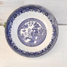 Vintage Barratt's Willow Pattern Serving Bowl. 22.5cm