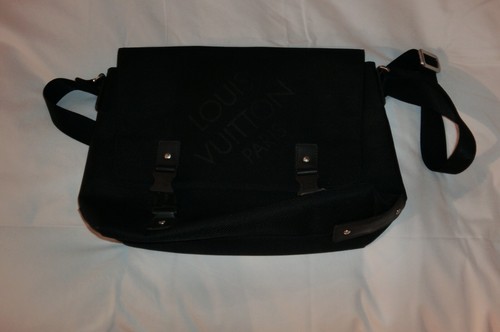 Louis vuitton cartella porta computer loup noir | eBay
