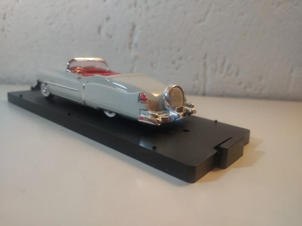 Cadillac Eldorado 53 "Continental Kit" 1/43 Vitesse L050 C Limited Edition - Immagine 4 di 4